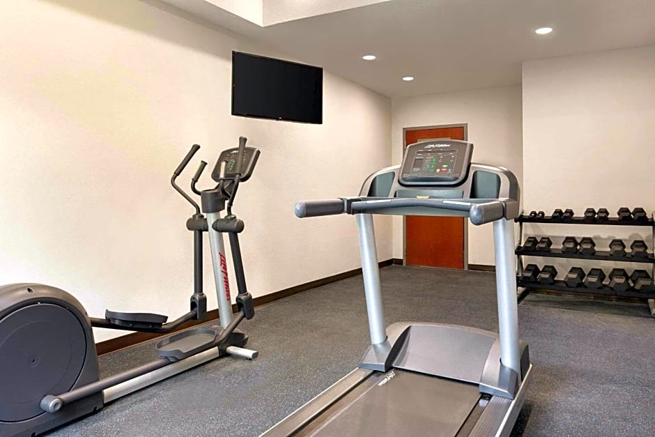 Country Inn & Suites by Radisson, Greensboro, NC