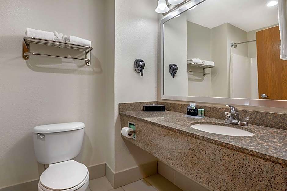 Best Western Clubhouse Inn & Suites