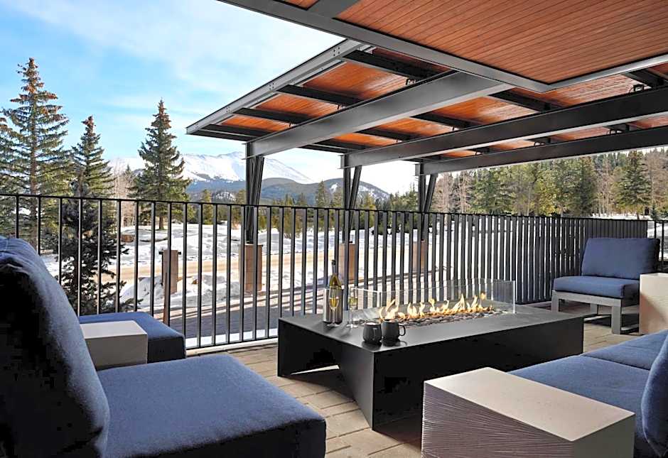 Hotel Alpenrock Breckenridge, Curio Collection by Hilton