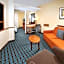 Fairfield Inn & Suites by Marriott Marshall