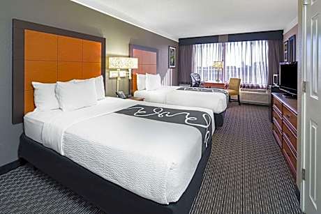 Deluxe Room - 2 Double Beds