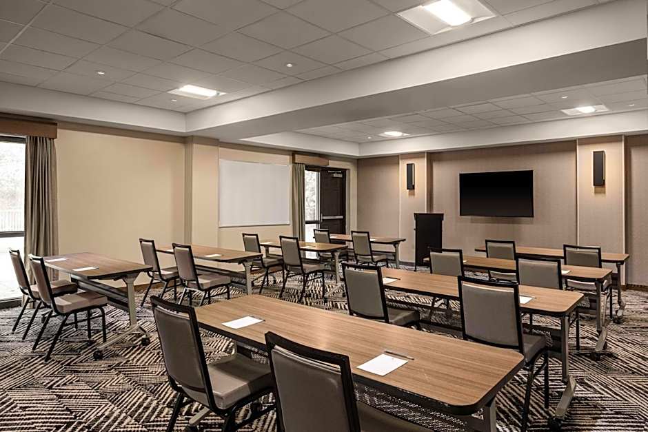 Hyatt Place Atlanta Airport-South