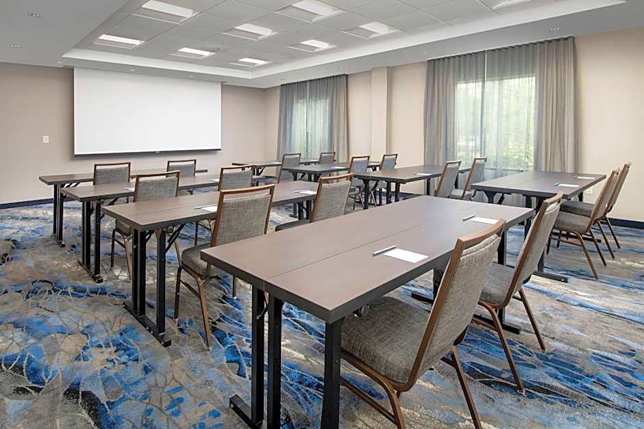 Fairfield Inn & Suites by Marriott Baltimore Bwi Airport