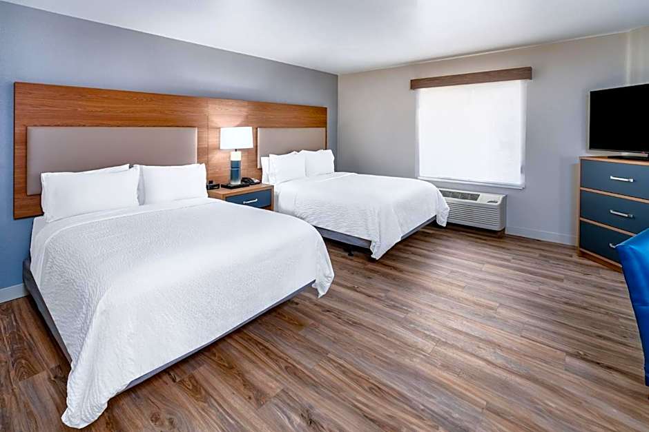 Candlewood Suites Denver Northeast - Brighton