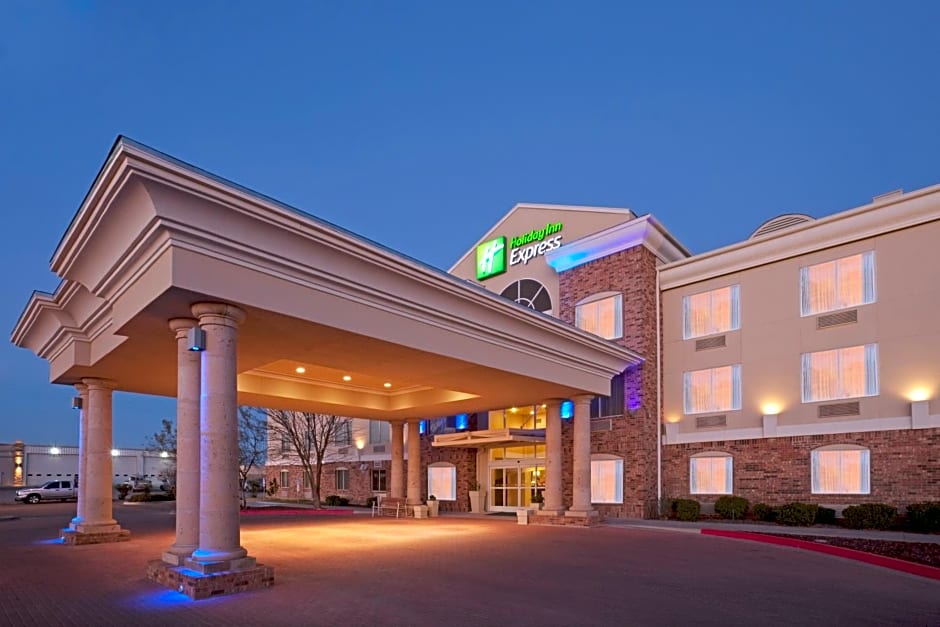 Holiday Inn Express Hotel & Suites Eagle Pass