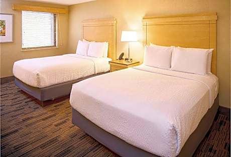 Queen Room with Two Queen Beds - Non-Smoking