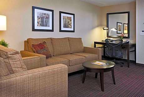 2 Queen Beds Junior Suite