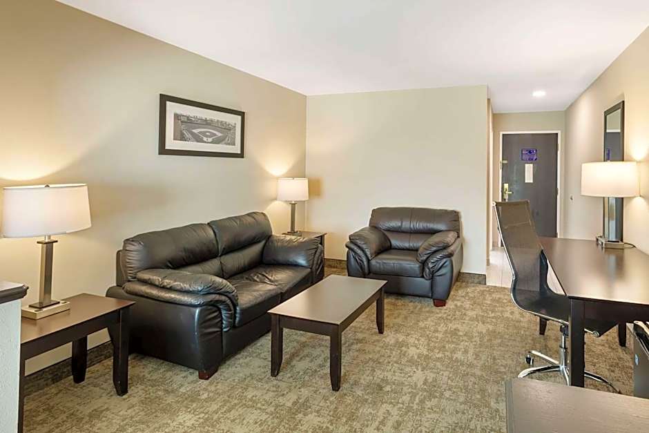 Best Western Inn And Suites-Midway Airport