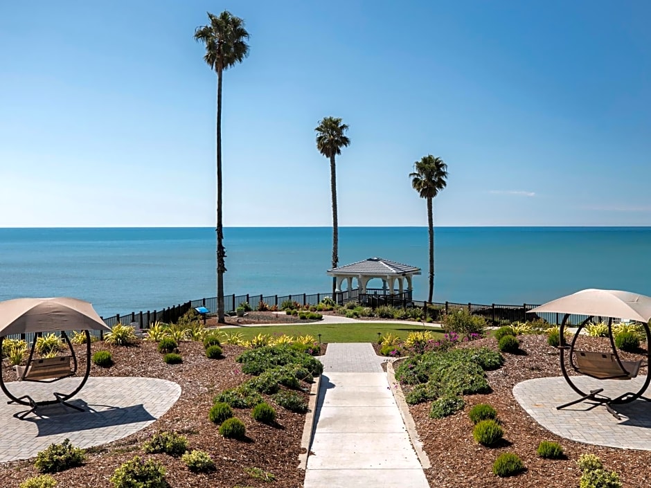 Shore Cliff Hotel