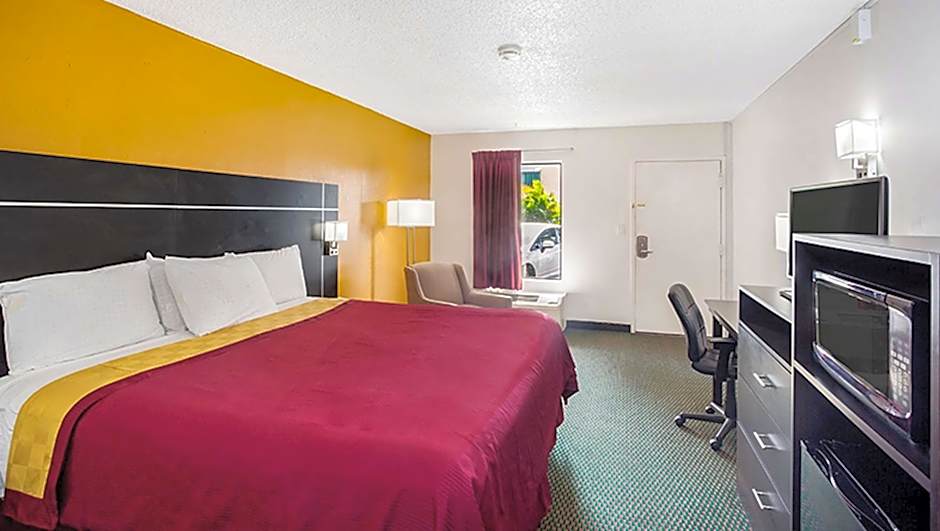 Magnuson Hotel Bradenton