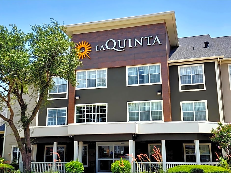 La Quinta Inn & Suites by Wyndham Rockwall