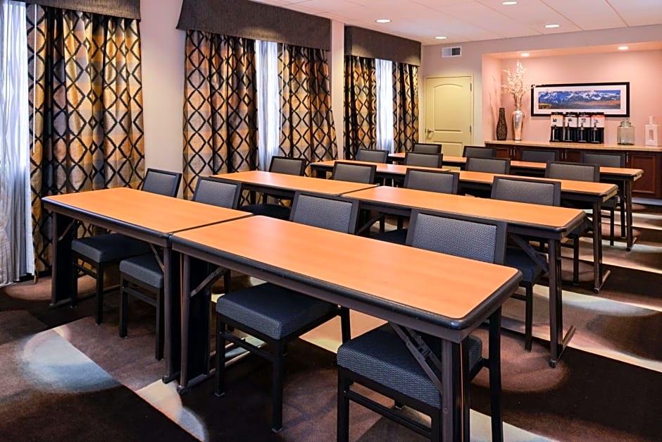 Hampton Inn By Hilton & Suites Denver-Speer Boulevard