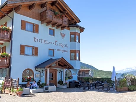 Hotel Tirol- Natural Idyll