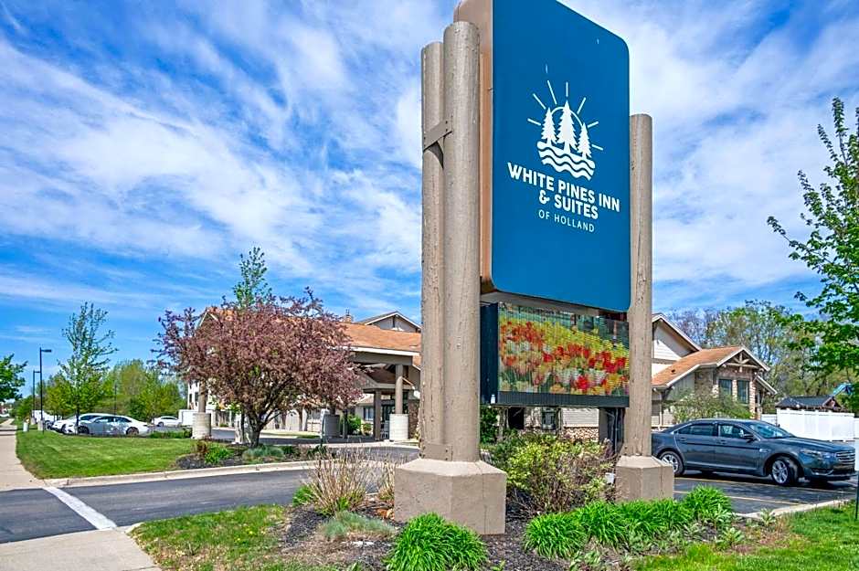 White Pine Inn & Suites