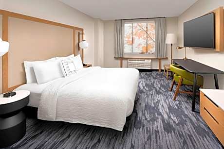 Guest Room with King Bed