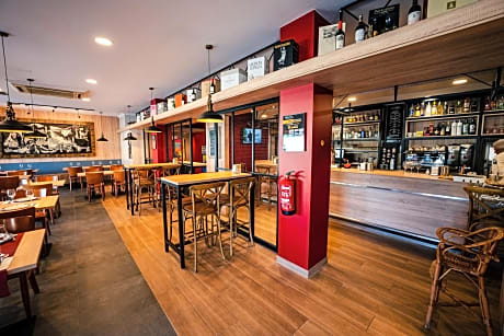 Hotel Isape - Alojamientos en ARCADE