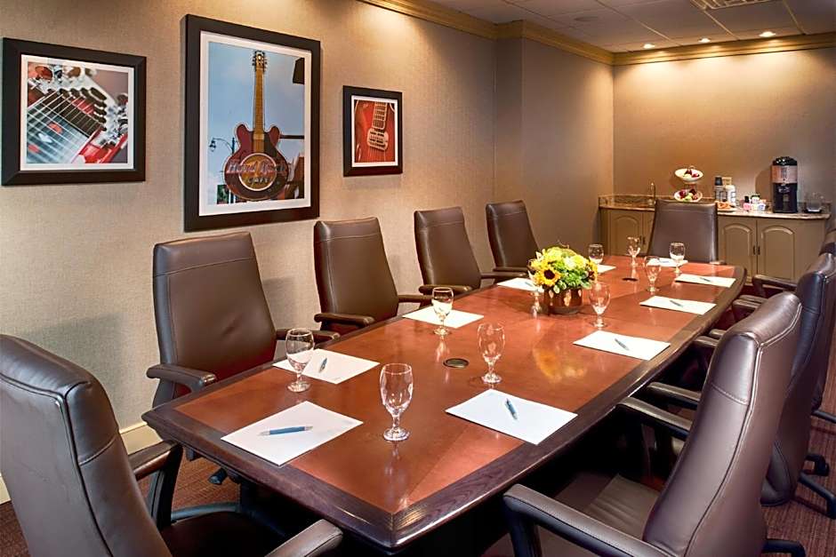 Four Points By Sheraton Memphis East