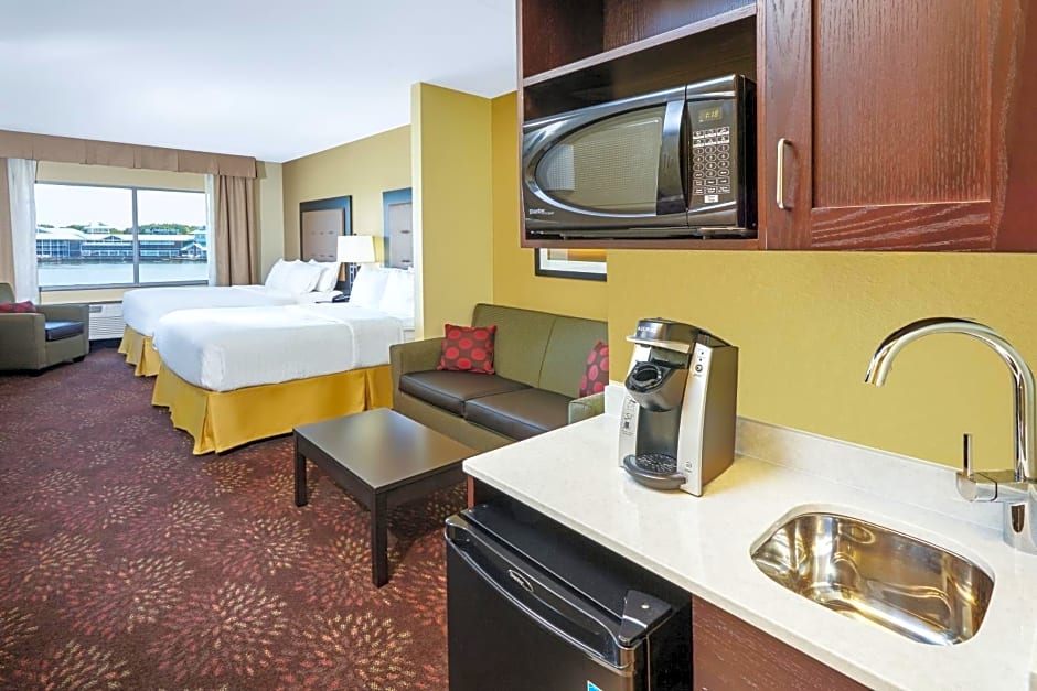 Holiday Inn Express & Suites Sandusky