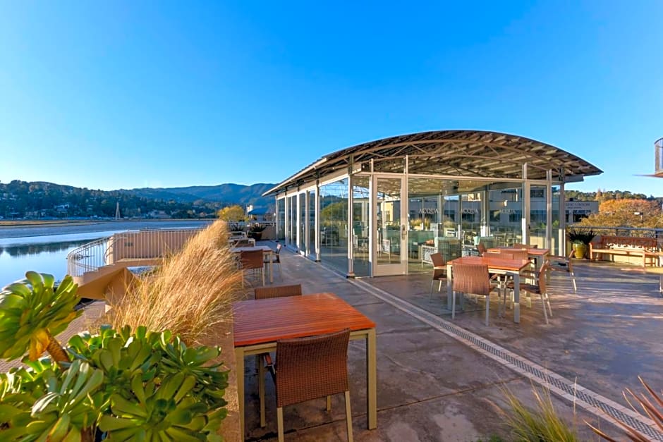 Acqua Hotel