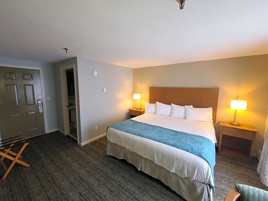 Hampton Village Inn