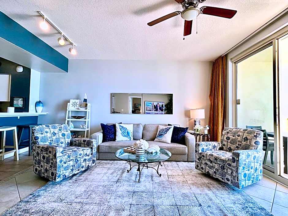Amazing views! Great beachfront Panama City Condo
