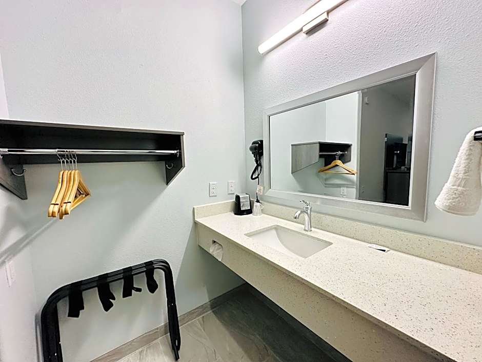 Crosby Travel Lodge and RV Park