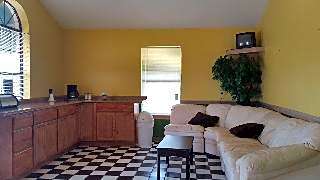 Garden Inn & Suite