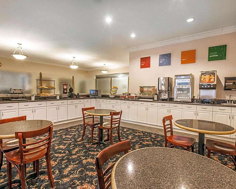 Holiday Inn Express & Suites Tumwater Olympia
