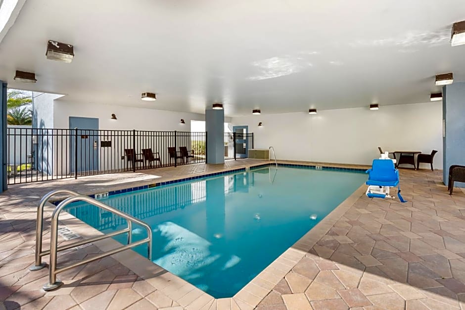 Comfort Suites West Jacksonville