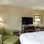 Clarion Hotel Beachwood-Cleveland