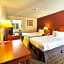 Days Inn & Suites by Wyndham Bossier City