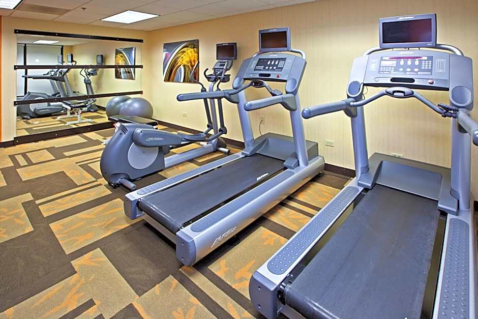 Courtyard by Marriott Chicago Midway Airport