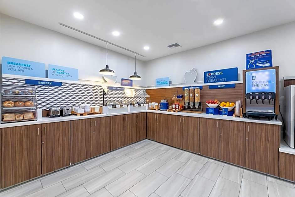 Holiday Inn Express Van Nuys