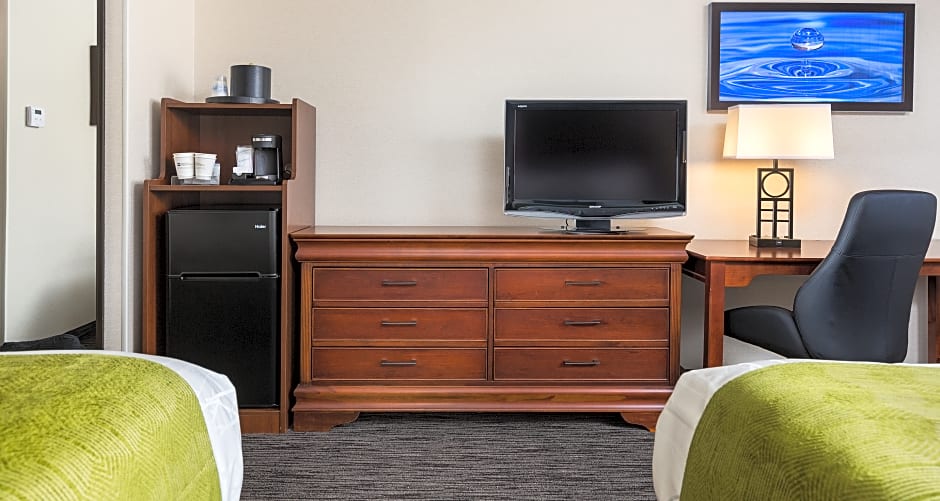 Best Western Plus Landmark Inn
