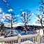 Lakehouse Inn
