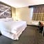 Super 8 by Wyndham St Charles