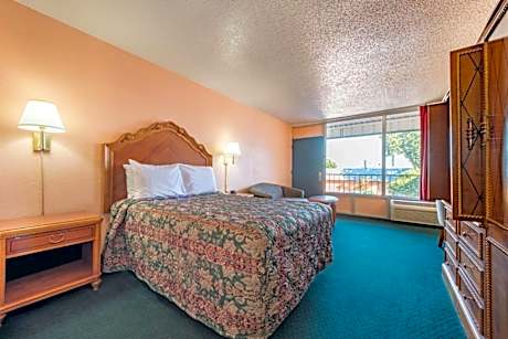King Bed