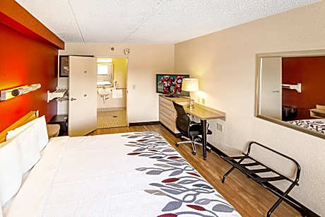 Deluxe King Room Disability Access Smoke Free