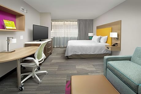 King Studio Suite - Mobility Access/Non-Smoking