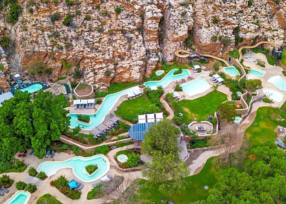 avalon-springs-by-dream-resorts