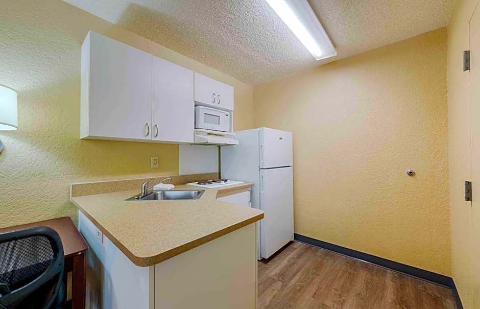 Extended Stay America Suites - Fort Lauderdale - Cypress Creek - Andrews Ave.