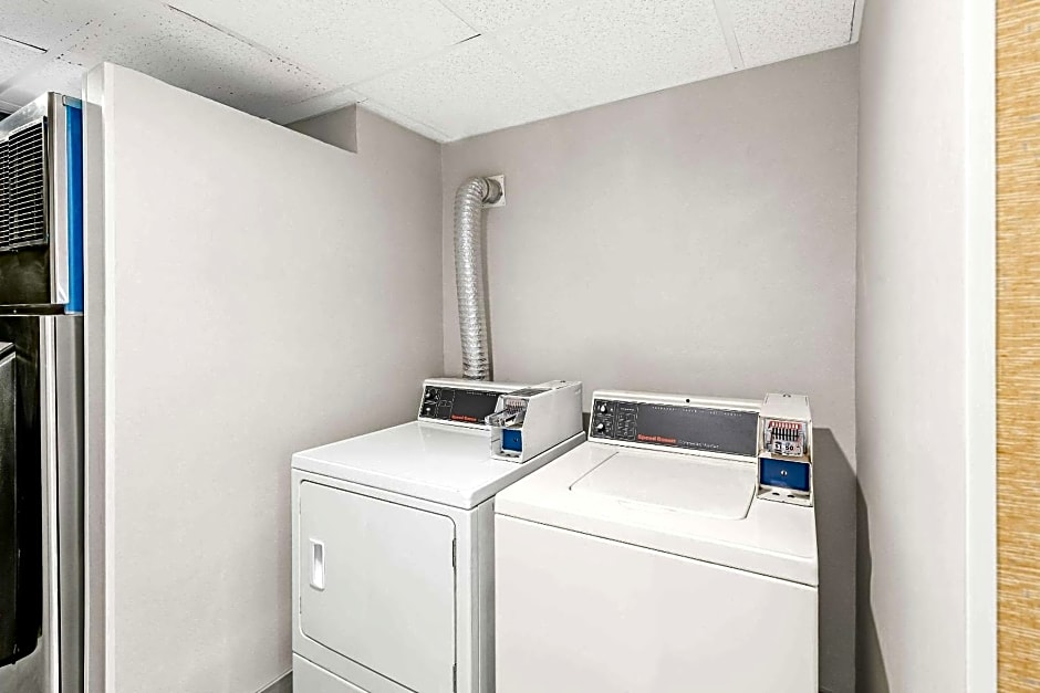 Comfort Suites Columbus