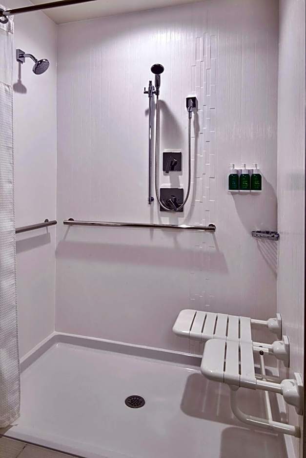 Courtyard by Marriott Petoskey