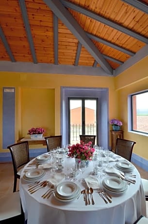 Hotel San Miguel del Valle Amblés - Alojamientos en EL FRESNO