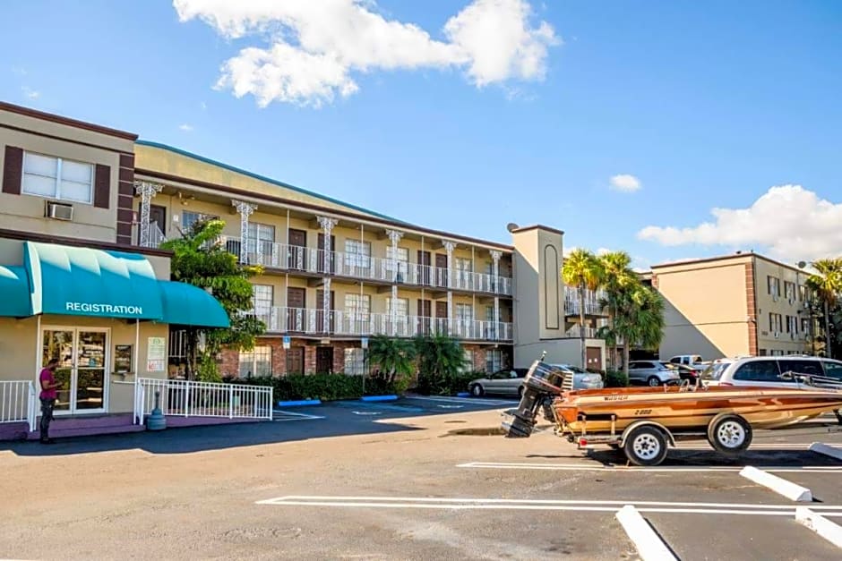 Executive Economy Lodge