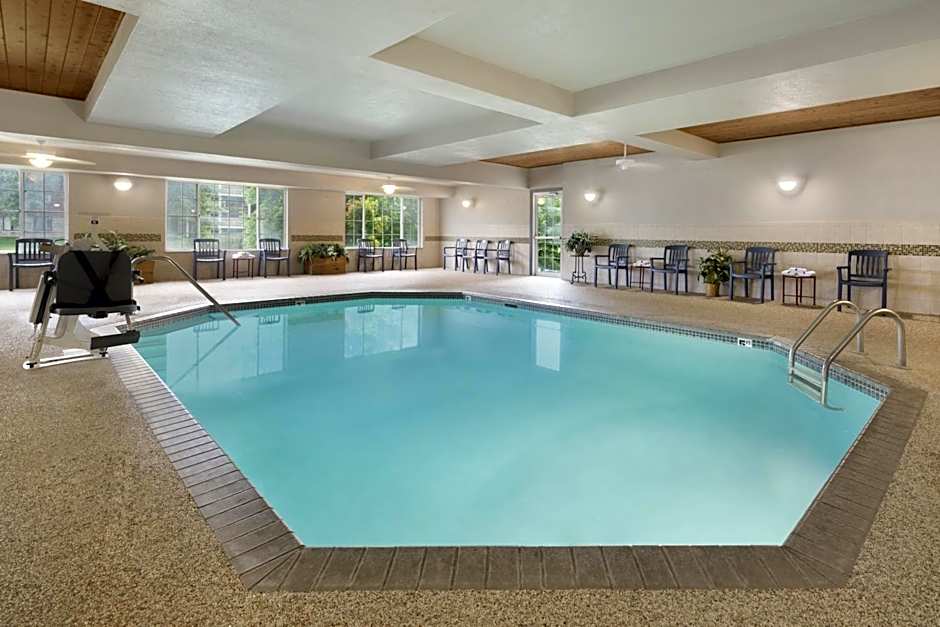 AmeriVu Inn & Suites - Shakopee