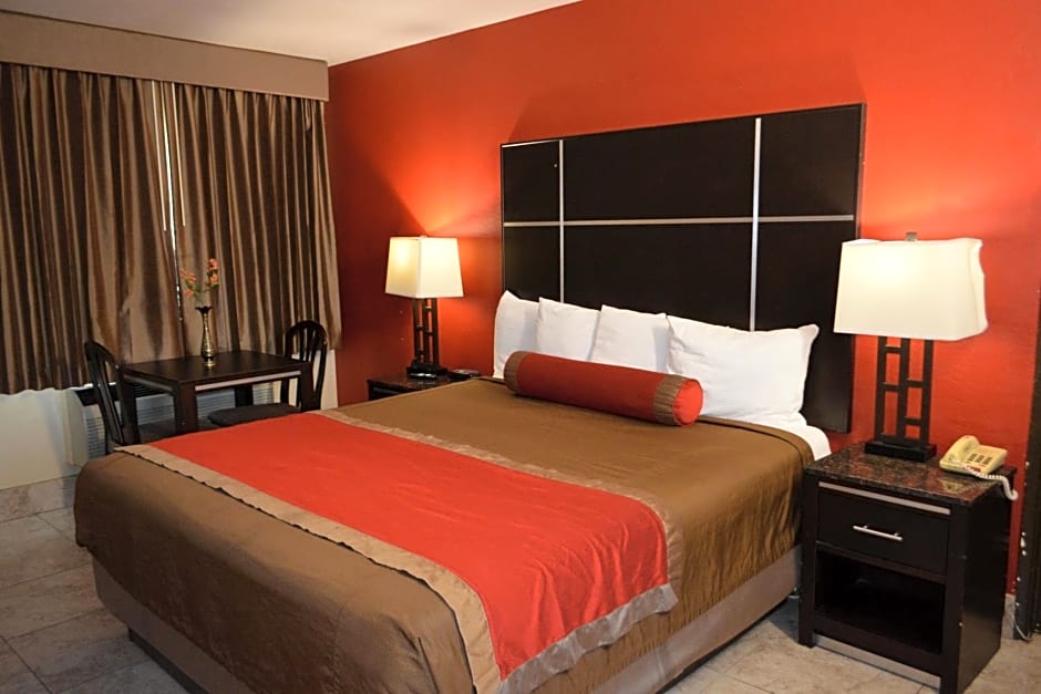 Harbor Inn & Suites Oceanside