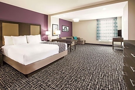 Executive King Room with Sofa Bed