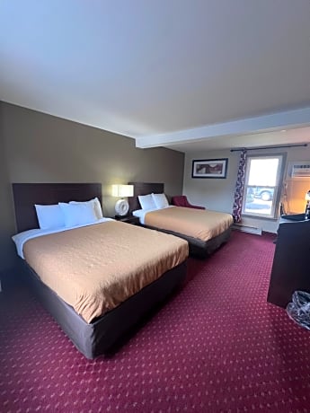 Quadruple Room - Non Smoking