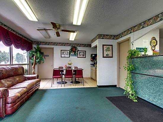 Key West Inn - Montgomery